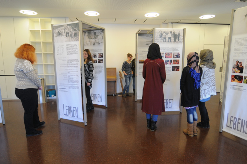 Dialogtüren, eine interreligiöse Wanderausstellung