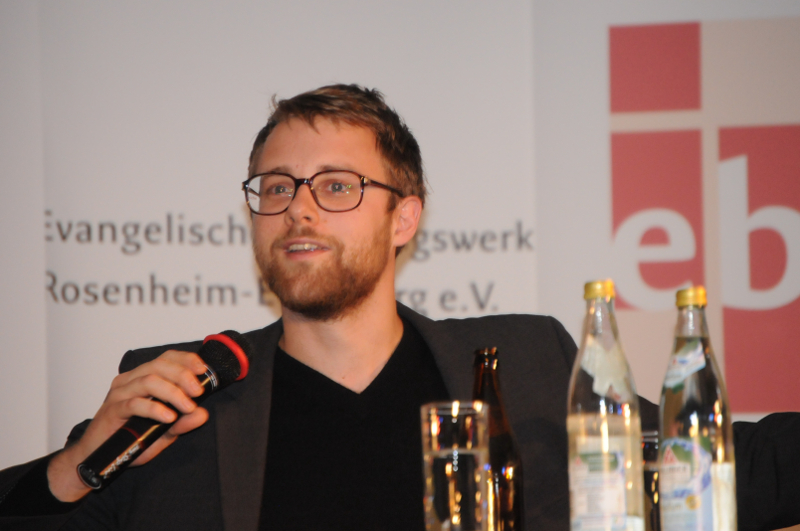 Poetry Slammer Lars Ruppel zu Gast an der FOS und BOS Rosenheim